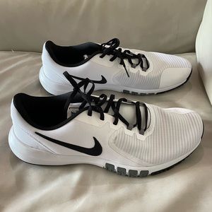 Nike Mens Flex Control 4 Training Shoes in Size 13 in color white